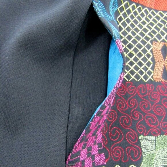 Chicos Embroidered Patchwork Vest Size S Art To Wear Boho Pockets Multicolor - Picture 7 of 13